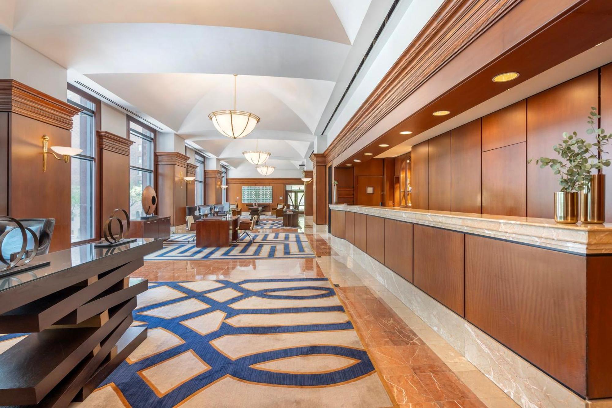 Omni Hotel&suites Magnificent Mile Hotel 4*